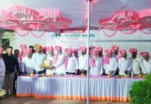 जामखेड शहराचा विकास करून चेहरामोहरा बदलणार – अमित चिंतामणी मुस्लिम पंच कमिटीच्या वतीने नगरपरिषद पदाधिकारी व पत्रकारांचा सन्मान