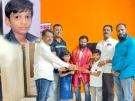 हस्ताक्षर (लेखन) प्रकारात श्रीरुद्र संतोष घोलप जिल्ह्यात दुसरा क्रमांक