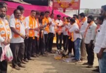 युवा नेते आकाश बाफना यांच्या नेतृत्वाखाली जामखेड तालुक्यात शिवसेना अँक्शन मोडवर नान्नज व जवळा येथे शिवसेनेच्या नव्या शाखेचा उद्घाटन सोहळा संपन्न