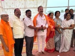 विंचरणा नदीकाठी असलेल्या स्वयंभू तपनेश्वर महादेव मंदिर परिसरात नमो उद्यानासाठी प्रयत्न करणार – उपनगराध्यक्ष पोपट राळेभात