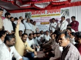 अवधूत पवार यांचे उपोषण स्थगित, साखळी उपोषण सुरुच राहणार, जामखेड बंद मागे