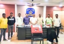 सागर मोहळकर याच्यावर गोळीबार करणारा आरोपी स्थानिक गुन्हे शाखेच्या ताब्यात आरोपीकडुन 01 गावठी कट्टा व 01 जिवंत काडतुस हस्तगत.