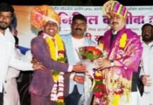 निखिल तांबेच्या यशामुळे जामखेड तालुक्याचा मान उंचावला – सभापती प्रा राम शिंदे IPS निखिल तांबेचा अरणगाव येथे भव्य नागरी सत्कार संपन्न