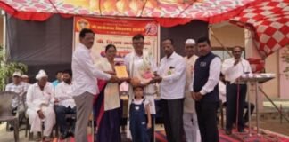 टापटीपपणा हा विजय हराळे यांचा विशेष गुण – शशिकांत देशमुख लिपिक हा कार्यालयाचा कणा – श्रीकांत होशिंग विजय हराळे यांचा सेवापूर्ती कृतज्ञता सोहळा उत्साहात संपन्न