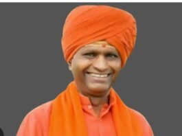 जगात एकच धर्म तो म्हणजे सनातन धर्म बाकी सगळे पंथ – महंत रामगिरी महाराज जामखेड मध्ये विराट हिंदू संमेलन