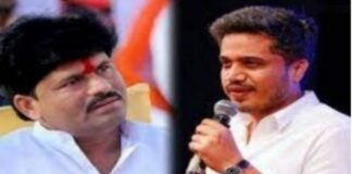चौंडीत रोहित पवार गोपीचंद पडळकर आमनेसामने