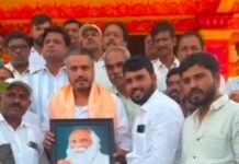 आमदार रोहित पवार यांचे राजुरीत जंगी स्वागत रयत शिक्षण संस्थेच्या उत्तर विभागीय अध्यक्षपदी निवड झाल्याबद्दल ग्रामस्थांकडून भव्य सत्कार