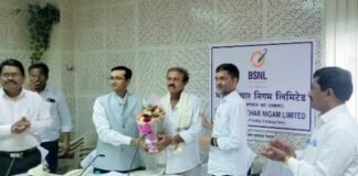 बीएसएनएल अहिल्यानगर जिल्हा सल्लागार समितीवर पोपटराव गायकवाड यांची नियुक्ती खा. निलेश लंके यांच्या शिफारशीनंतर केंद्राकडून नियुक्ती; विविध स्तरांतून अभिनंदनाचा वर्षाव