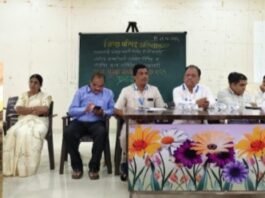 जामखेड तालुक्यातील शाळांमध्ये ‘सुरक्षित अन्न’चा जागर; जंक फूड टाळण्याचे अन्न सुरक्षा अधिकाऱ्यांचे आवाहन