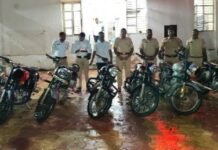 कर्णकर्कश आवाज करणाऱ्या बुलेटस्वारांना दणका! जामखेड पोलिसांची कारवाई