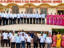जुनी पेन्शन मिळालीच पाहिजे!’, जामखेड तालुक्यात शिक्षक-शिक्षकेतर कर्मचाऱ्यांचे काळ्या फितीचे आंदोलन   १ ते ४ सप्टेंबरदरम्यान आंदोलन; विविध माध्यमिक विद्यालयांतील कर्मचाऱ्यांचा उत्स्फूर्त सहभाग