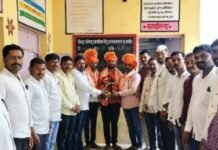 साकत जिल्हा परिषद शाळेच्या शाळा व्यवस्थापन समितीच्या अध्यक्षपदी दगडू (दादा) वराट यांची सर्वानुमते निवड! शाळेच्या सर्वांगीण विकासासाठी एकजुटीने काम करण्याचा अध्यक्षांचा निर्धार