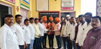 साकत जिल्हा परिषद शाळेच्या शाळा व्यवस्थापन समितीच्या अध्यक्षपदी दगडू (दादा) वराट यांची सर्वानुमते निवड! शाळेच्या सर्वांगीण विकासासाठी एकजुटीने काम करण्याचा अध्यक्षांचा निर्धार