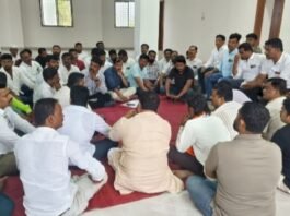 जामखेडमध्ये जरांगे पाटलांच्या स्वागतासाठी मराठा समाज सज्ज!  १६ सप्टेंबरला जामखेड मार्गे मुंबईकडे जाणाऱ्या संघर्षयोद्ध्याच्या स्वागताची जय्यत तयारी, चौकाचौकात स्वागत कमानी, अन्न-पाण्याची व्यवस्था