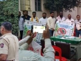 गणेशोत्सवात डीजे-डॉल्बीला ‘नो एंट्री’, जामखेड पोलिसांचा मंडळांना सज्जड इशारा!  शांतता समितीच्या बैठकीत पारंपरिक वाद्यांवर भर, ६० ते ७० मंडळ पदाधिकारी व सदस्यांची उपस्थिती