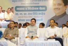 पाण्यासाठी जामखेडकरांची वणवण थांबवा! सभापती राम शिंदेंचे प्रशासनाला कडक निर्देश, टँकर प्रस्ताव तातडीने मंजूर करण्याचे आदेश नगराध्यक्षा प्रांजलताई चिंतामणी यांनी शहराच्या पाणीप्रश्नाकडे जिल्हाधिकारी यांचे लक्ष वेधले