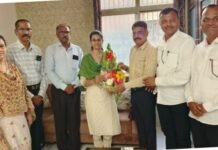 जामखेडच्या लेकीची नेत्रदीपक भरारी! डॉ. मिसबाह शेख जिल्ह्यातील पहिल्या ग्लुकोमा सर्जन जिद्द, चिकाटी अन् मेहनतीच्या जोरावर वैद्यकीय क्षेत्रात मानाचा शिरपेच, न्यायाधीश सत्यवान डोके यांच्या हस्ते सत्कार