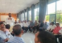 भविष्यातील विकासाचा विचार करून सहकार्य करा – अमित चिंतामणी जामखेड अतिक्रमण हटाव मोहिमेवरून व्यापारी आक्रमक!