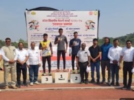 विद्यापीठाच्या मैदानी स्पर्धेत जामखेड महाविद्यालयाची पदकांची लयलूट! गौरव रासणेला रौप्य, रुपेश आणि उपेश धनलगडेंना कांस्यपदक  २० किलोमीटर चालणे, गोळाफेक आणि थाळीफेकमध्ये खेळाडूंची चमकदार कामगिरी, महाविद्यालयाच्या क्रीडा क्षेत्रातील यशात मानाचा तुरा!