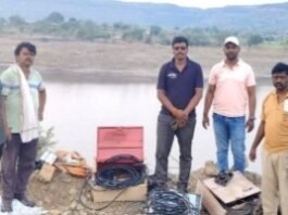 भुतवडा तलावात अत्यल्प पाणीसाठा, जामखेडकरांवर भीषण पाणीटंचाईचे संकट!  पाणीटंचाईचे संकट दारात, प्रशासनाला उशिरा जाग! भुतवडा तलाव परिसरातील विद्युत मोटारी, पाईप, केबल अन् स्टार्टर साहित्य जप्त