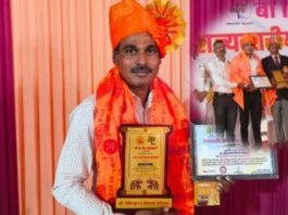विज्ञान प्रयोगांतून विद्यार्थ्यांच्या स्वप्नांना पंख, रोहित घोडेस्वार सरांच्या शैक्षणिक कार्याची राज्यस्तरावर दखल!  जिद्द, कल्पकता अन् विज्ञानाची कास!मिसाईल मॅन’ विद्यार्थीप्रिय शिक्षक रोहित घोडेस्वार सरांचा राज्यस्तरीय गौरव